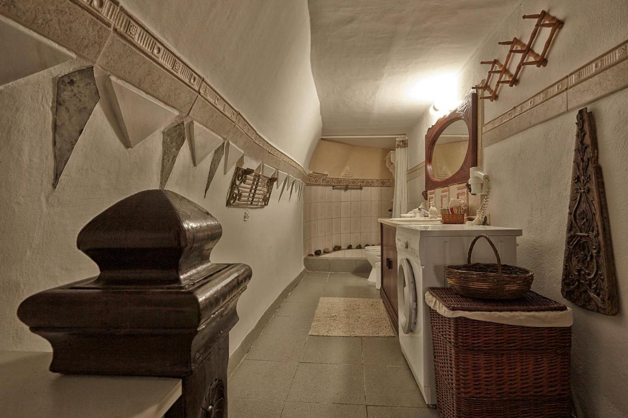 Santorini Cave Houses Vóthon Exterior foto